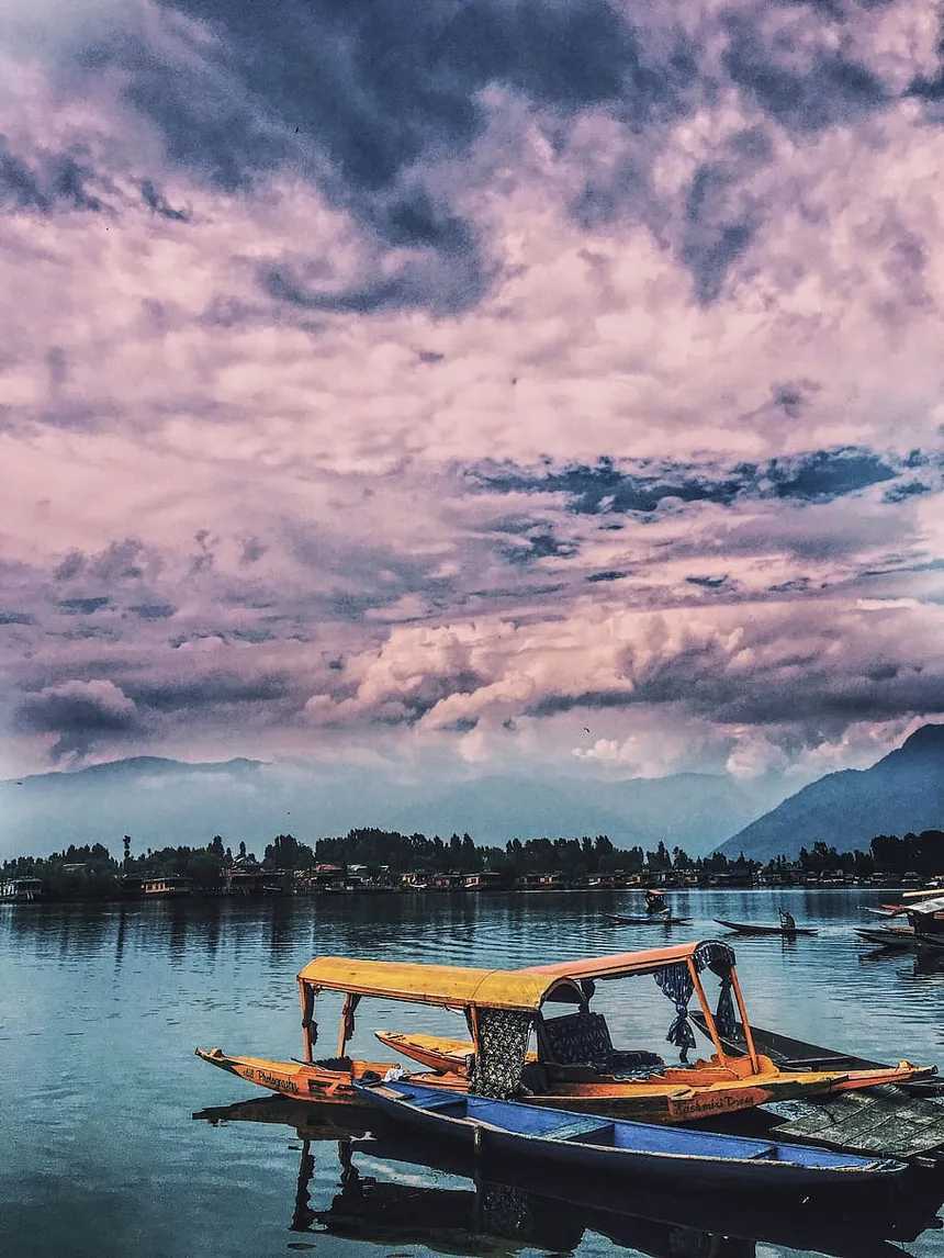 Fun Filled Kashmir Holidays Tour & Travels | Discover the enchanting beauty of Kashmir with Fun Filled Kashmir Holidays Tour & Travel packages. Explore breathtaking landscapes, serene lakes, and vibrant local culture. Perfect for adventure seekers and those looking for a peaceful retreat, our tours offer unforgettable experiences tailored to your interests.