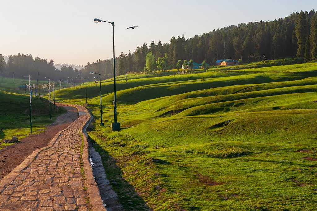 Fun Filled Kashmir Holidays Tour & Travels | Discover the enchanting beauty of Kashmir with Fun Filled Kashmir Holidays Tour & Travel packages. Explore breathtaking landscapes, serene lakes, and vibrant local culture. Perfect for adventure seekers and those looking for a peaceful retreat, our tours offer unforgettable experiences tailored to your interests.